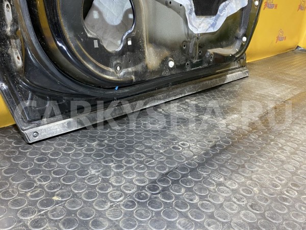 Дверь передняя правая Honda CR-V 3 RE Honda CR-V оригинальный номер 67010SWWE00ZZ