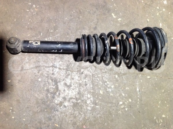 Стойка подвески Nissan Primera P10 (1990—1995) Nissan Primera оригинальный номер 5611064J26
