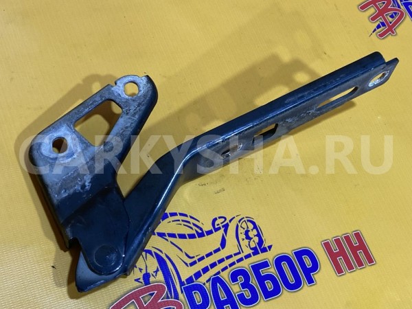 Петля капота левая Audi Q7 4L (2005—2009) Audi 200 оригинальный номер 4L0823301