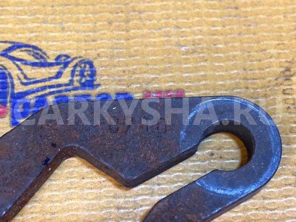 Фиксатор топливной форсунки Jaguar XF I (2007—2011) Jaguar XF оригинальный номер C2C40577