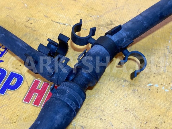 Патрубок системы охлаждения Audi Q7 4L (2005—2009) Audi 200 оригинальный номер 7L8122096D