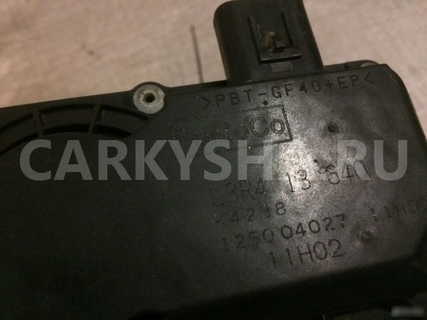 Заслонка дроссельная электрическая Mazda 6 GG рест Mazda 2 оригинальный номер L3R4-13-640