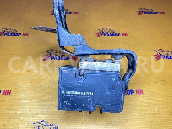 Блок ABS (насос) Suzuki Liana I (2001—2006) Suzuki Liana оригинальный номер 5611059JB0