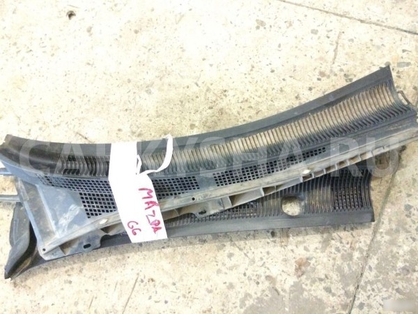 Решетка стеклоочистителя Mazda 6 GG рестайлинг Mazda 2 оригинальный номер GJ6A-50-7R0D / GJ6A-50-7S0E