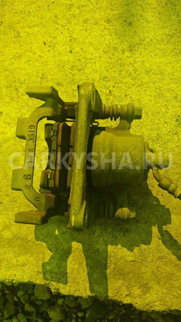 Суппорт Nissan Murano оригинальный номер 440111AA0A