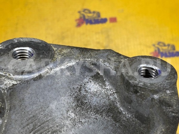 Кронштейн генератора Honda CR-V 3 RE5 2.0 R20A2 Honda CR-V оригинальный номер 31113RNAA00