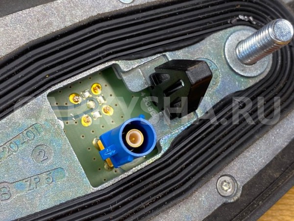 Антенна радио на крышу Jaguar XF X250 Jaguar XF оригинальный номер C2C37130XXX