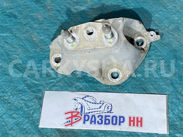 Крепление левой подушки двигателя Honda CR-V 3 RE Honda CR-V оригинальный номер 50655SWAA80