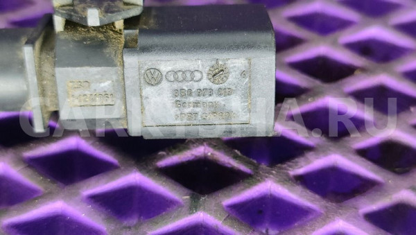 Разъем 3B0973813 VAG Audi 200 оригинальный номер 3B0973813