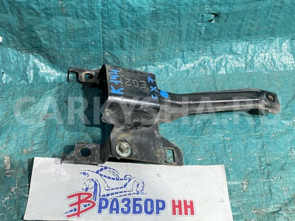 Кронштейн замка капота Mazda CX-7 I (2006—2009) Mazda 2 оригинальный номер EG215215Y