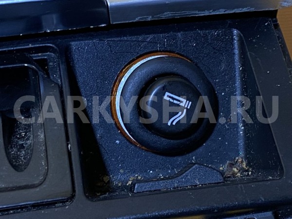 Бардачок консоли Audi Q7 4L (2005—2009) Audi 200 оригинальный номер 4L0857951