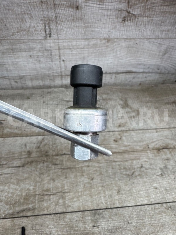 Датчик давления фреона Chevrolet Lanos, Lacetti Daewoo Nexia оригинальный номер 2cp45-2