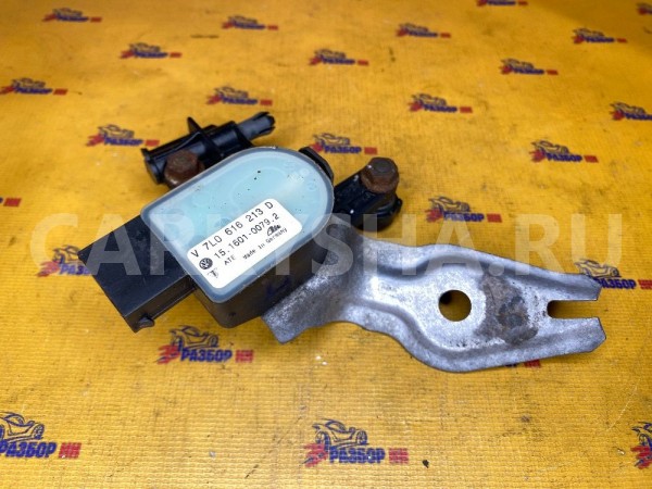 Датчик регулировки дорож. просвета Audi Q7 4L (2005—2009) Audi 200 оригинальный номер 7L0616213D