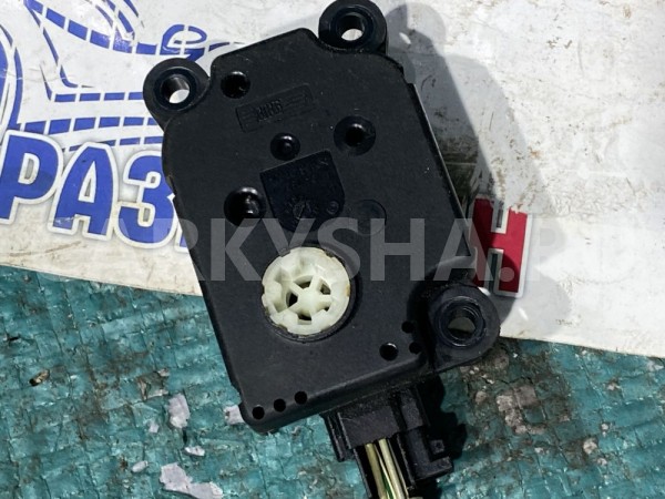 Моторчик заслонки отопителя Jaguar XF I 2007—2011 Jaguar XF оригинальный номер C2Z6535