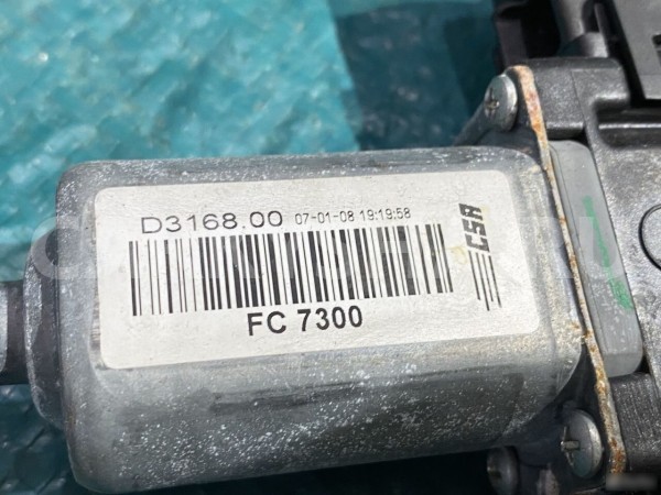 Стеклоподъемник задний правый Jaguar XF X250 Jaguar XF оригинальный номер 8X23F27000AC