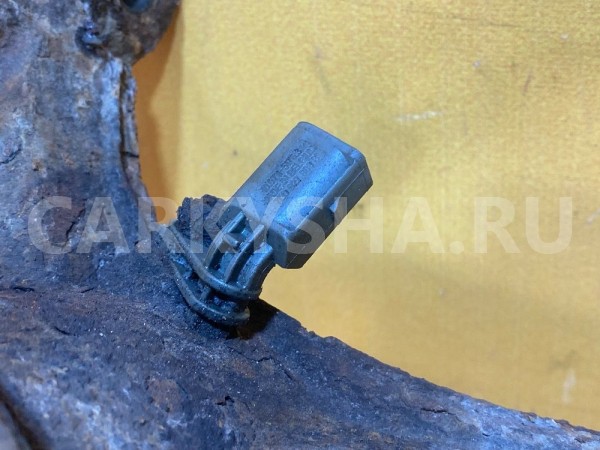 Кулак поворотный передний правый Audi Q7 4L (2005—2009) Audi 200 оригинальный номер 7L8407258A