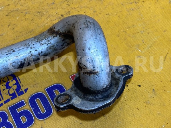 Трубка системы охлаждения Audi Q7 4L 4.2 BAR Audi 200 оригинальный номер 079121481R