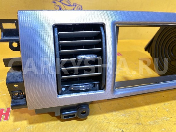 Дефлектор воздушный центральный Jaguar XF X250 Jaguar XF оригинальный номер C2Z2902