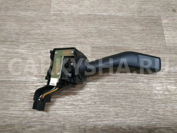 Переключатель поворотов подрулевой Volkswagen Tiguan оригинальный номер 1K0953513E