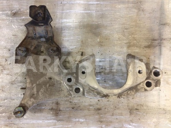 Кронштейн КПП левый Citroen C5 I (2001—2004) Citroen C5 оригинальный номер 181363