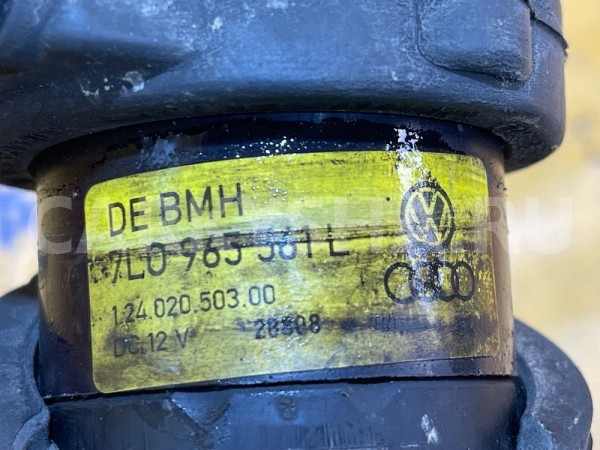 Дополнительный насос охлаждающей жидкости Audi Q7 4L (2005—2009) Audi 200 оригинальный номер 7L0965561L