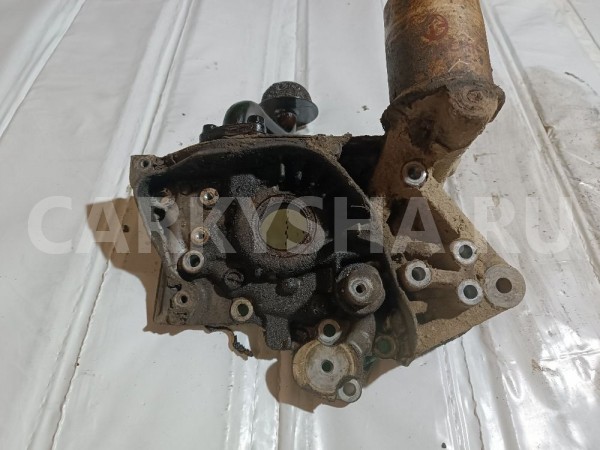 Насос масляный Mitsubishi i оригинальный номер MN137032