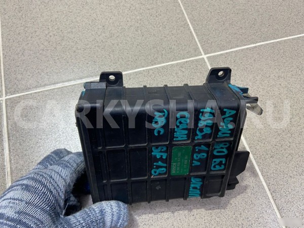 Блок управления двс Audi 80 B3 1989 г Audi 80 оригинальный номер 811906264