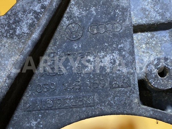 Кронштейн гидроусилителя Audi Q7 4L 3.0 TDI BUG Audi 200 оригинальный номер 059145167AE