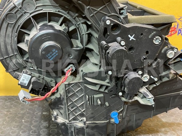 Корпус отопителя Ford Kuga II (2012—2016) Ford Kuga оригинальный номер 1932789