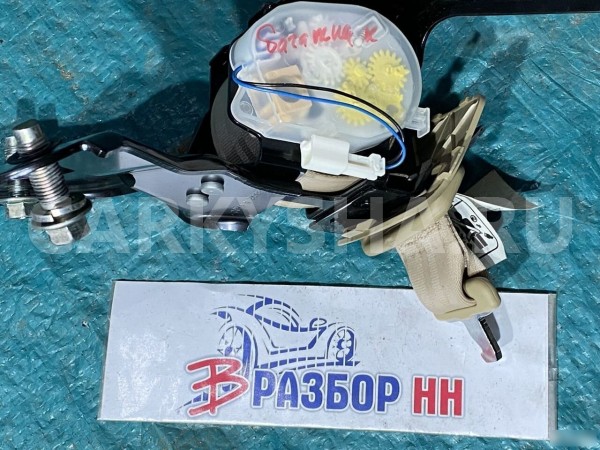 Ремень задний центральный Honda CR-V 3 RE Honda CR-V оригинальный номер 82480SWWG01ZB