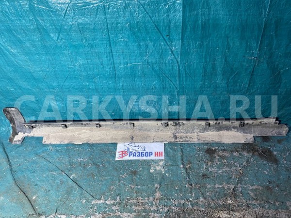 Накладка порога правая Honda CR-V 3 RE 2006—2009 Honda CR-V оригинальный номер 71800SWWG01