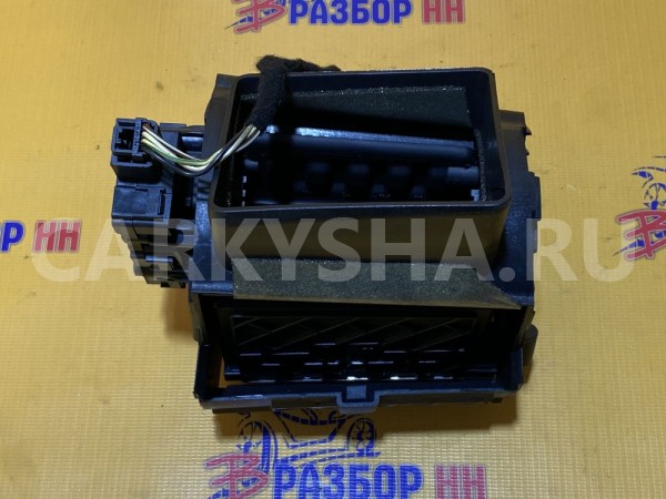 Дефлектор печки передний левый Jaguar XF X250 Jaguar XF оригинальный номер C2Z16108