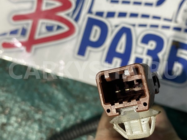 Замок ремня передний правый Honda CR-V 3 RE Honda CR-V оригинальный номер 81455SWWG01ZA