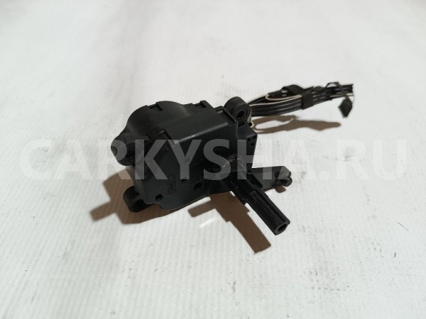 Моторчик заслонки отопителя Volvo S80 оригинальный номер EAM503