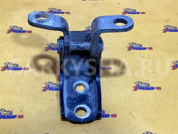 Петля двери задняя правая верхняя Honda CR-V 3 Honda CR-V оригинальный номер 67910SWWE01ZZ