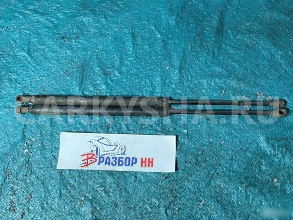 Упор крышки багажника Land Rover Discovery 3 Land Rover Discovery оригинальный номер BHE780012