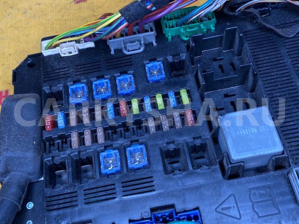 Блок предохранителей салонный передний Jaguar XF Jaguar XF оригинальный номер C2Z1605