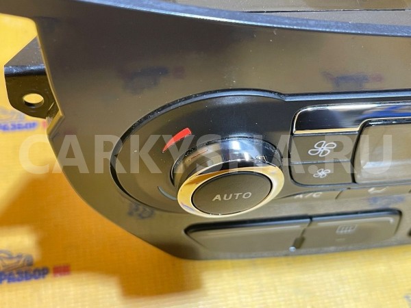 Блок управления климат-контролем Ford Kuga II (2012—2016) Ford Kuga оригинальный номер 2056864