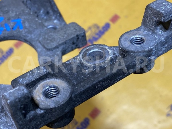 Кронштейн компрессора кондиционера Honda CR-V 3 RE Honda CR-V оригинальный номер 38930RZPG00