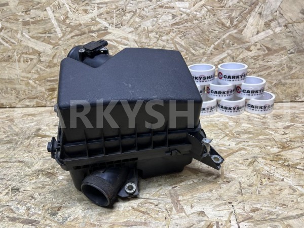 Корпус воздушного фильтра Toyota Camry VII (XV50) оригинальный номер 17700-36230
