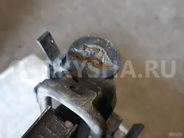 Радиатор охлаждения двигателя volvo S40 2 Volvo S40 оригинальный номер 8603621