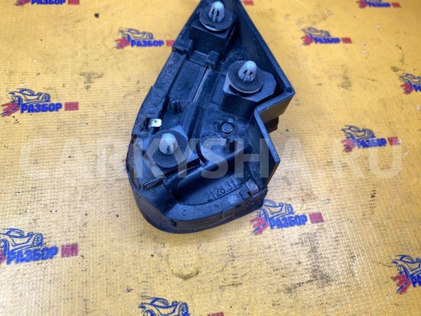 Накладка переднего правого крыла Honda CR-V 3 RE Honda CR-V оригинальный номер 75490SWWE01ZC