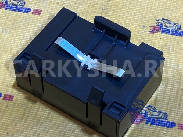 Блок управления центральным замком Chevrolet Captiva I рестайлинг (2011—2013) Chevrolet Captiva оригинальный номер 20803737