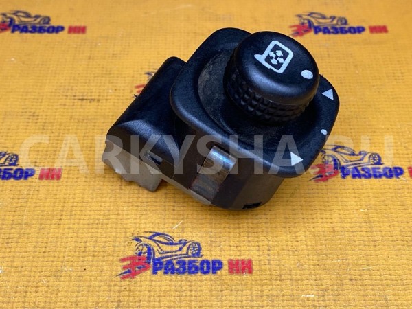 Кнопка регулировки зеркал Mazda Tribute I рестайлинг (2004—2007) Mazda 2 оригинальный номер EC1366600