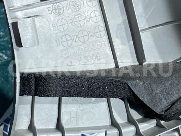 Обшивка стойки Mazda CX-7 I (2006—2009) Mazda 2 оригинальный номер EG2168260B