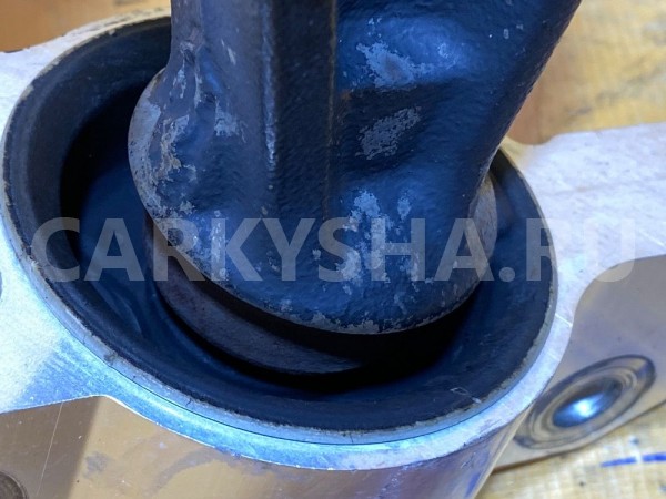 Рычаг передний нижний правый Skoda Octavia II (2004—2009) Skoda Octavia оригинальный номер 1K0407152T