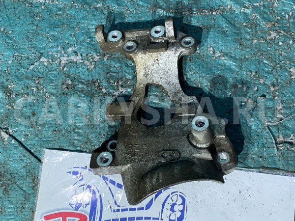 Кронштейн компрессора кондиционера CR-V 3 07-2012 Honda CR-V оригинальный номер 38930RZPG00