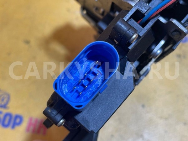 Замок двери передней левой Skoda Octavia II (2004—2009) Skoda Octavia оригинальный номер 3D1837015AB