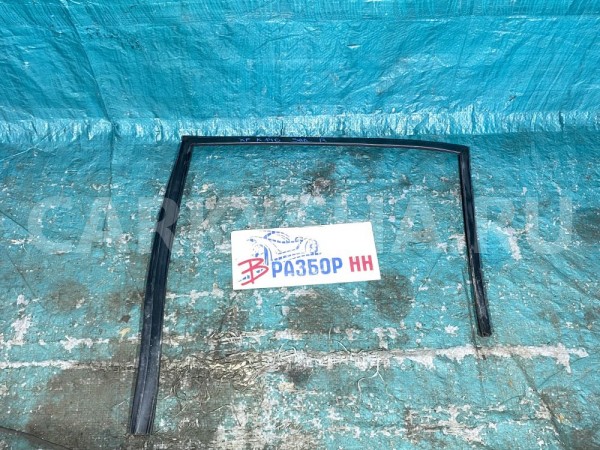 Уплотнитель стекла двери Jaguar XF I (2007—2011) Jaguar XF оригинальный номер C2Z11230  /  8X23F25766AF