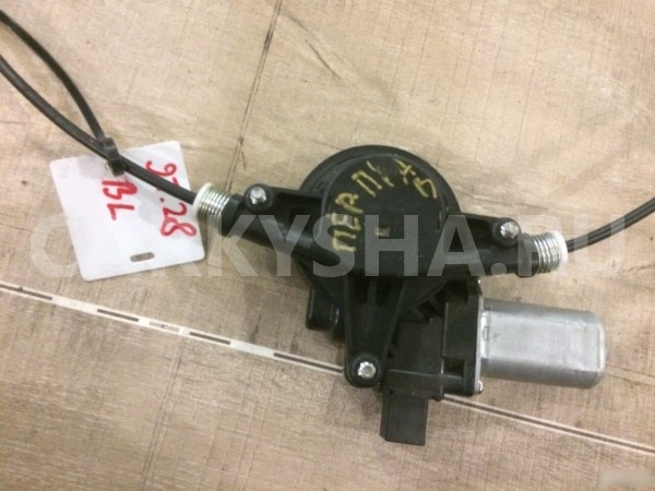 Стеклоподъемник электр. передний Mazda 3 BL Mazda 2 оригинальный номер BBM4-58-590B / BBM4-59-590B